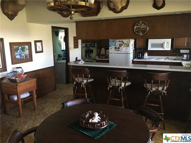 438 Booth Dr, San Marcos, TX 78666 - photo 4