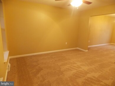 1882 Falcon Ln, Chambersburg, PA 17202 - photo 7