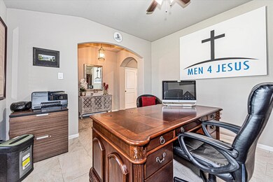 411 Lake Line Dr, Alvin, TX 77511 - photo 7