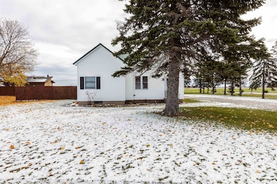 618 N Finn Rd, Bay City, MI 48708 - photo 3