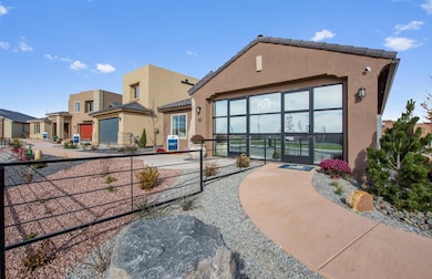 92 Mountaingem Loop, Santa Fe, NM 87508 - photo 3