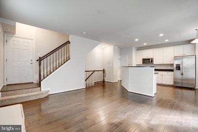 42209 Canary Grass Square, Aldie, VA 20105 - photo 5