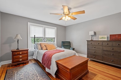 901 Campbell St, Valparaiso, IN 46385 - photo 7