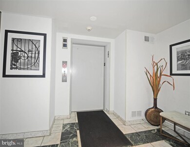 123 W Barre St unit 401, Baltimore, MD 21201 - photo 7