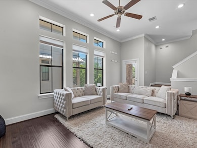 Bright and airy freestanding home with abundant na