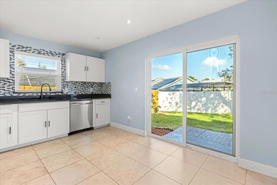 Light & bright kitchen.