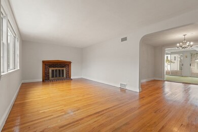 238 Windsor Ave, Swampscott, MA 01907 - photo 4