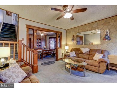 623 Beechwood Ave, Darby, PA 19023 - photo 4