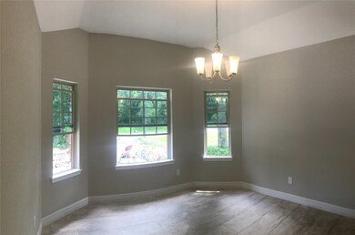 2636 Cliffdale St, Houston, TX 77091 - photo 4