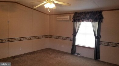 496 E Main St, Leacock-Leola-bareville, PA 17540 - photo 5