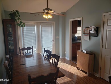 505 Bowers Park Cir, Knoxville, TN 37920 - photo 7