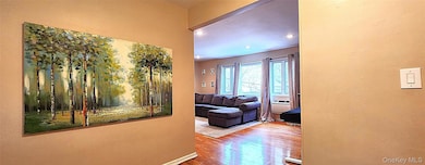 54 Lawrence Dr unit D, White Plains, NY 10603 - photo 3