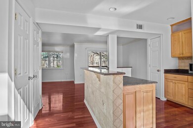 2394 Cloudcroft Square, Reston, VA 20191 - photo 3