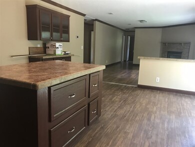 122 Wythe Ct, Crawfordville, FL 32327 - photo 3