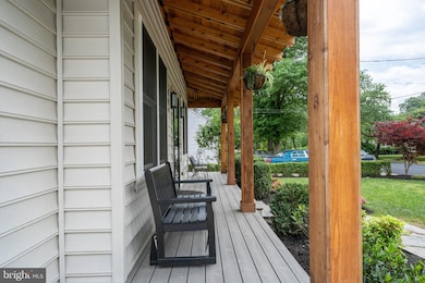 119 S Spring St, Falls Church, VA 22046 - photo 4