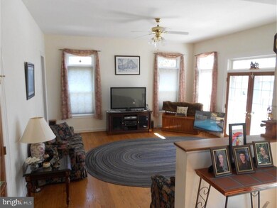10 E Plumstead Ave, Lansdowne, PA 19050 - photo 6