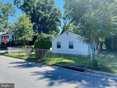 901 Balboa Ave, Capitol Heights, MD 20743 - photo 2