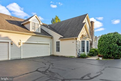 319 Starflower Ln unit V58, Langhorne, PA 19047 - photo 4