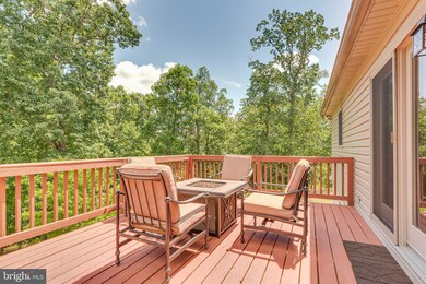 440 Jura Dr, Hedgesville, WV 25427 - photo 4