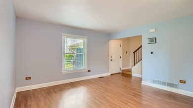 272 Nantucket Harbor unit 802, Schaumburg, IL 60193 - photo 4