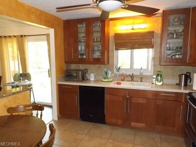 Kitchen with all appliances