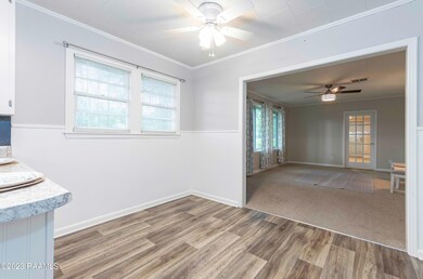 216 E Butcher Dining area