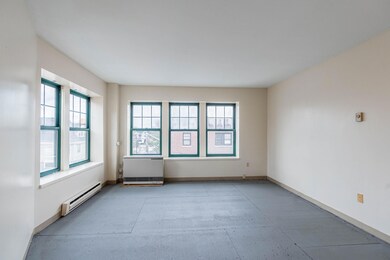 10-2nd Day Interiors
