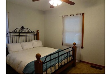 1305 E 33rd Ct, Des Moines, IA 50317 - photo 7