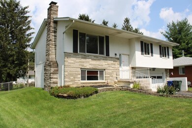 1380 Cranwood Dr, Columbus, OH 43229 - photo 2