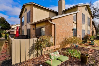 340 W Harwood Rd unit C, Hurst, TX 76054 - photo 2