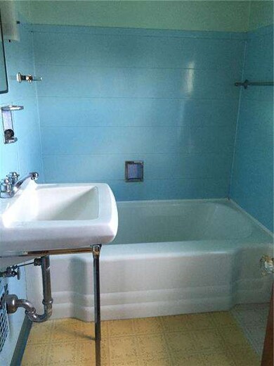 Full Bath