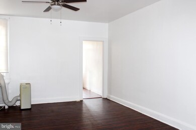 2811 Pelham Ave, Baltimore, MD 21213 - photo 6