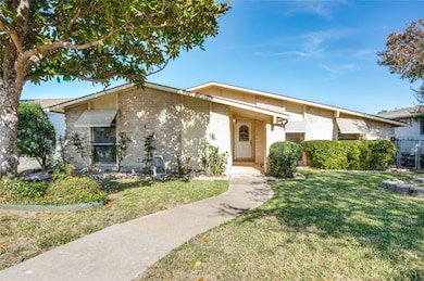 3020 Ravine Trail, Carrollton, TX 75007 - photo 2