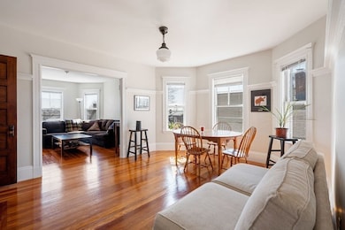 15 Claremon St unit 3, Somerville, MA 02144 - photo 2