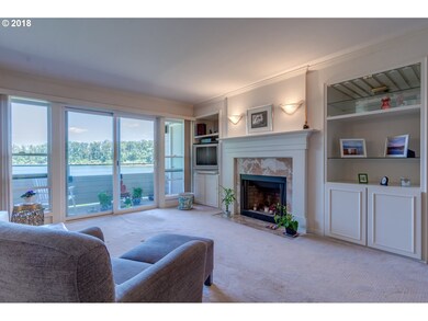Rivers Edge Condominiums unit 204, Portland, OR 97239 - photo 4