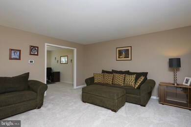 5988 Monroe Ave, Sykesville, MD 21784 - photo 4