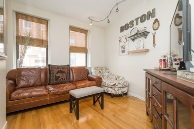 22 Cooper St unit 2, Boston, MA 02113 - photo 2