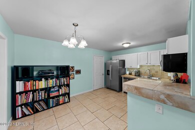 6724 Herst Ln, Jacksonville, FL 32210 - photo 7