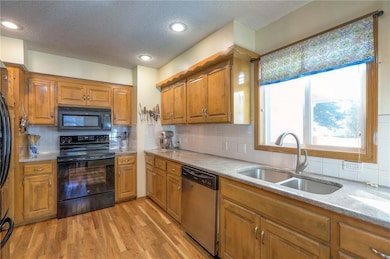 1053 SW 8th Cir, Lees Summit, MO 64081 - photo 3