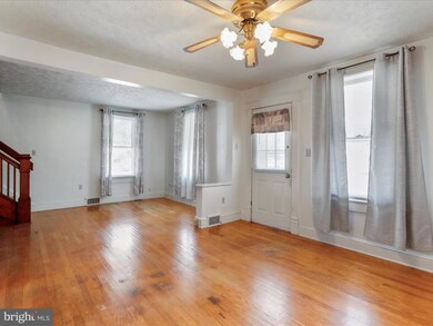 480 Stover Ave, Strasburg, VA 22657 - photo 4