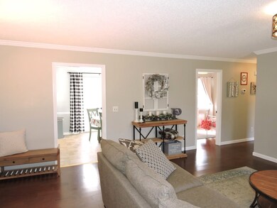 71 Greenbriar Cir, Manchester, TN 37355 - photo 5