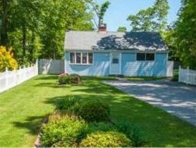 7 Deepwood Dr, East Falmouth, MA 02536 - photo 2