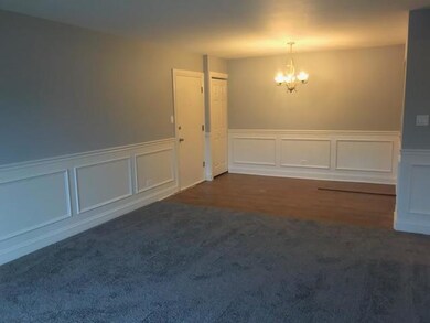 14970 Pulaski Rd unit 6, Midlothian, IL 60445 - photo 3