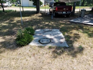 2304 W 36th St, Baldwin, MI 49304 - photo 3