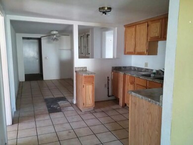 2710 N Raynor St, El Paso, TX 79930 - photo 6