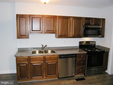 131 Bosler Ave, Lemoyne, PA 17043 - photo 5