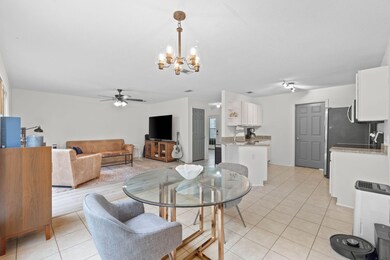 Dining room & Kitchen & Livingroom