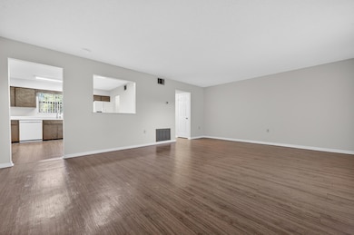 132 5th Ave, Shalimar, FL 32579 - photo 5