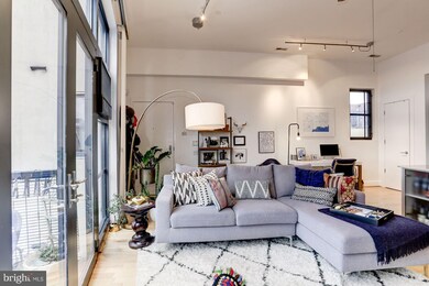 2426 Ontario Rd NW unit 401, Washington, DC 20009 - photo 4