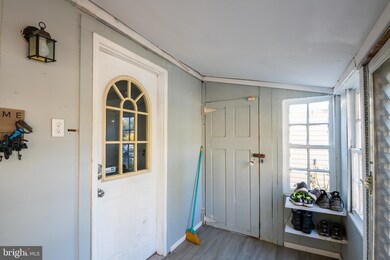 201 Fulton St, Birdsboro, PA 19508 - photo 5